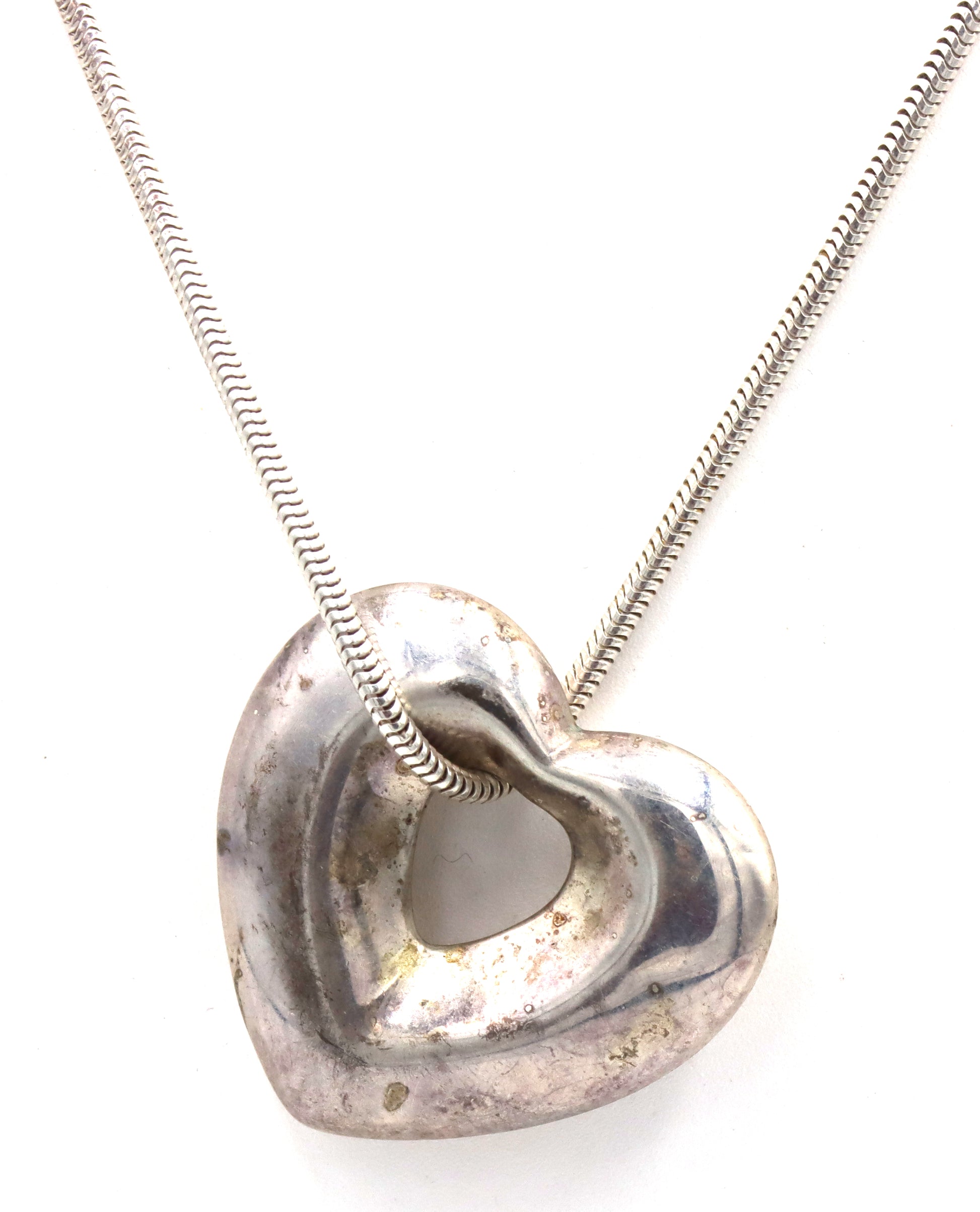 925 Sterling silver heart shaped pendant on snake chain necklace