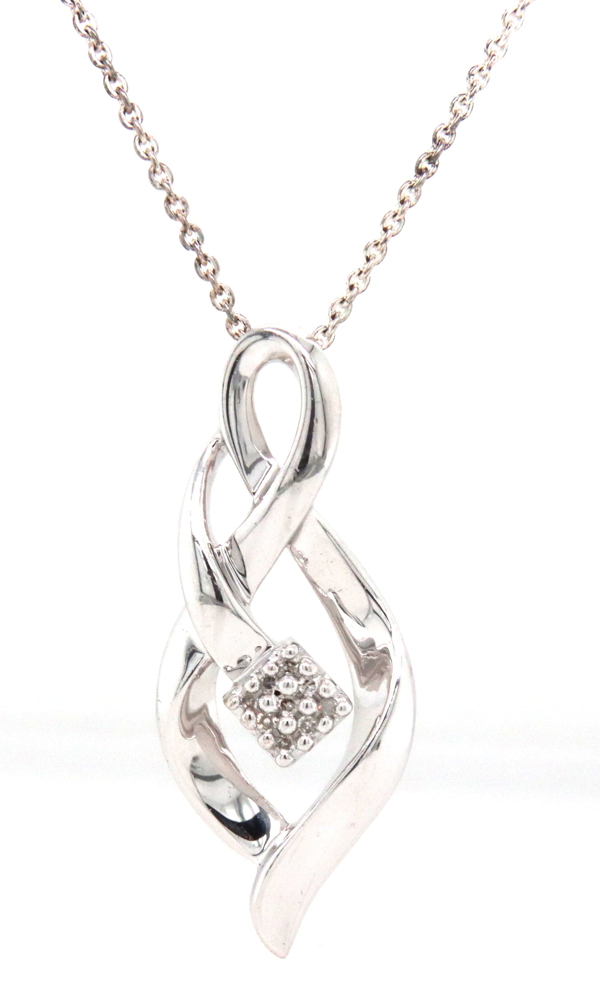 925 Sterling silver diamond pendant on chain