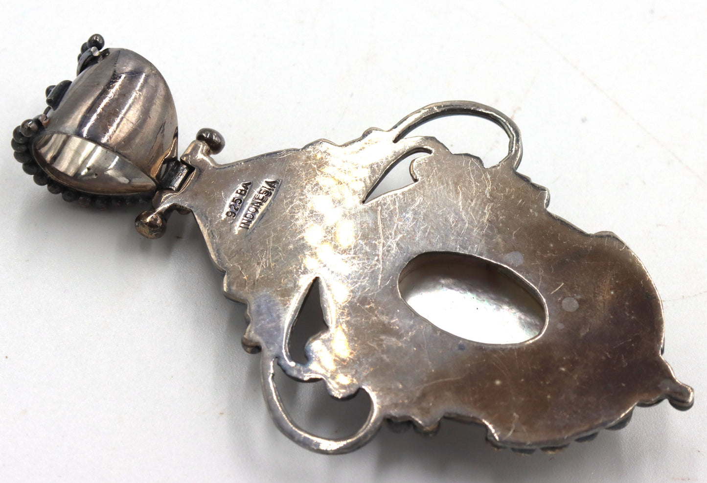 925 Sterling silver signed Indonesia mother of pearl pendant