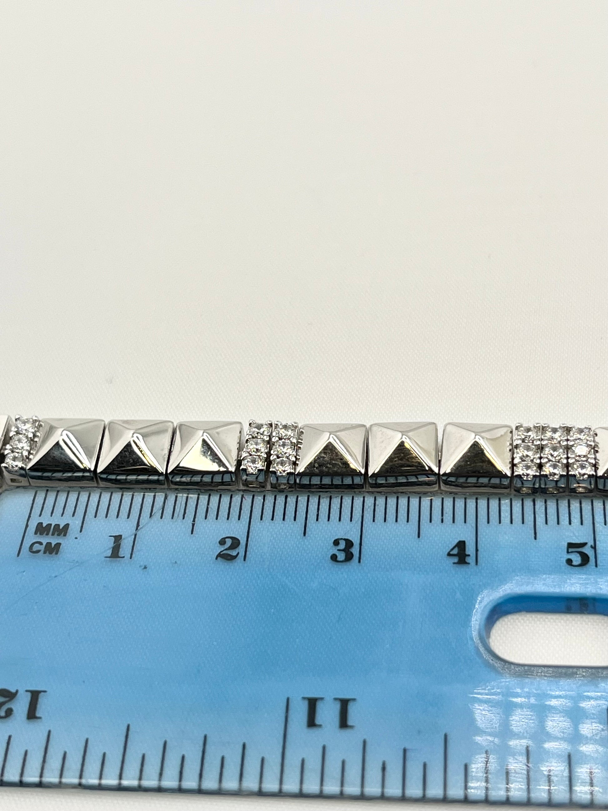 925 Sterling Silver Alternative Polished Pyramid link With Crystal Pave Bracelet