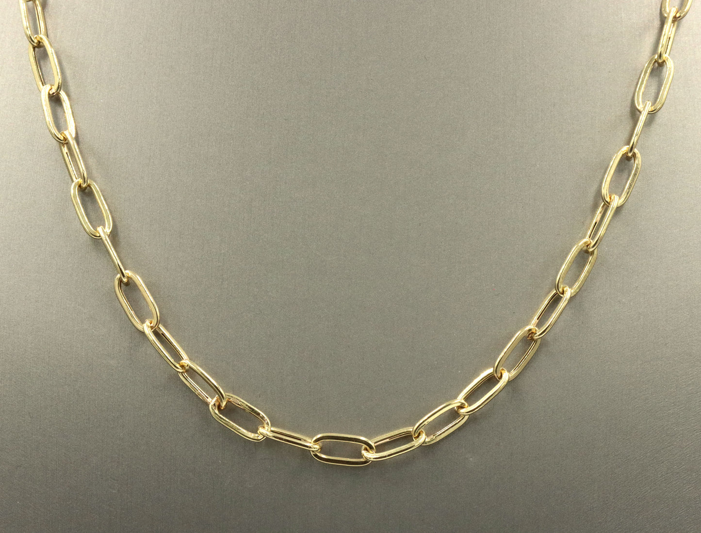18kt Yellow gold paper clip chain necklace