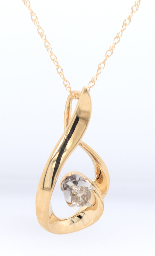 10kt Yellow gold 0.15ct diamond pendant on chain necklace