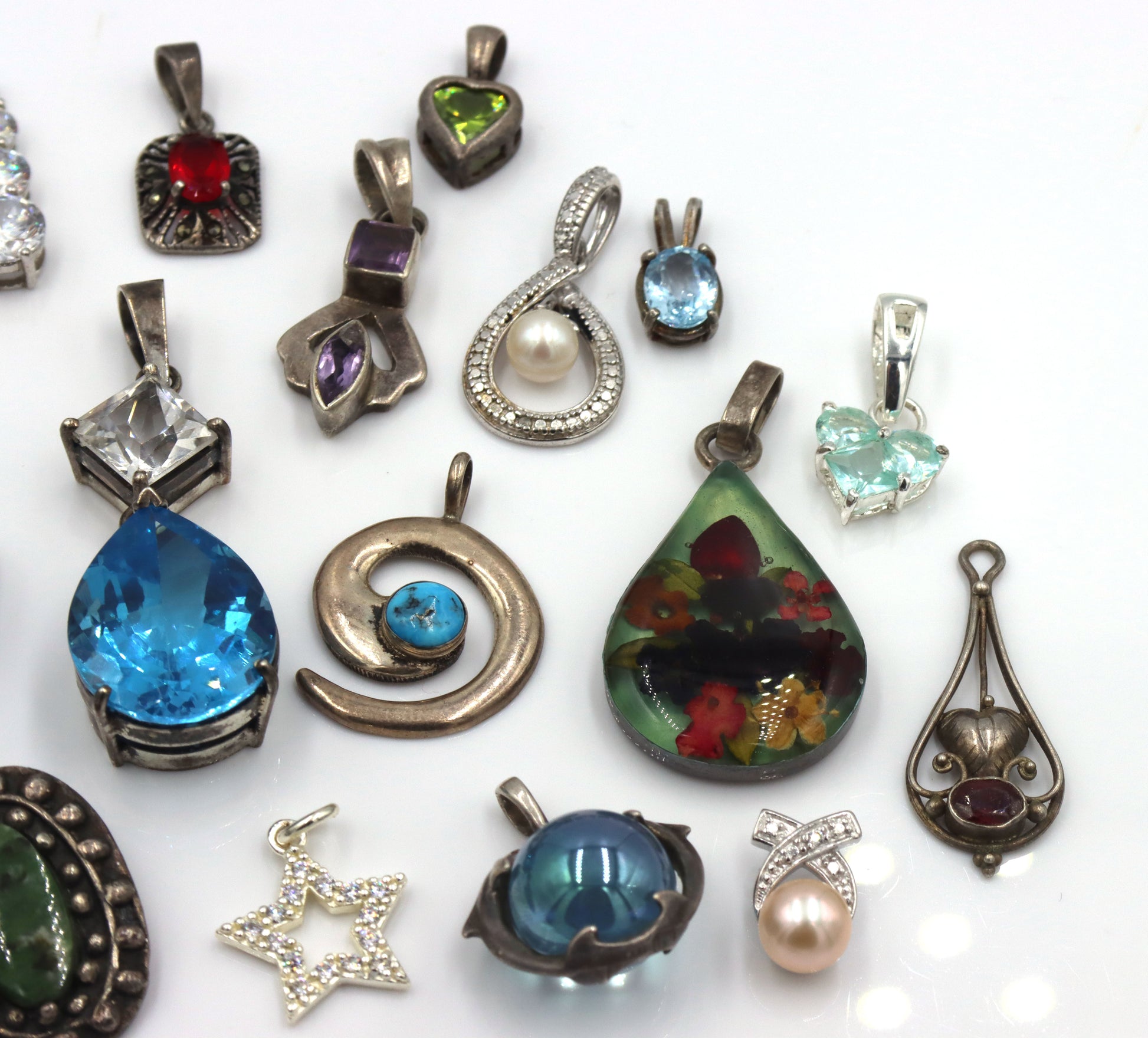 Lot of vintage 925 sterling silver pendants and charms