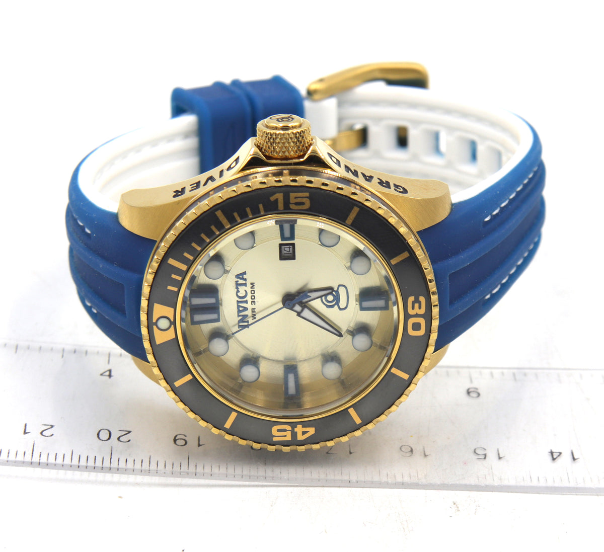 Invicta Pro Diver lady 38mm quartz watch