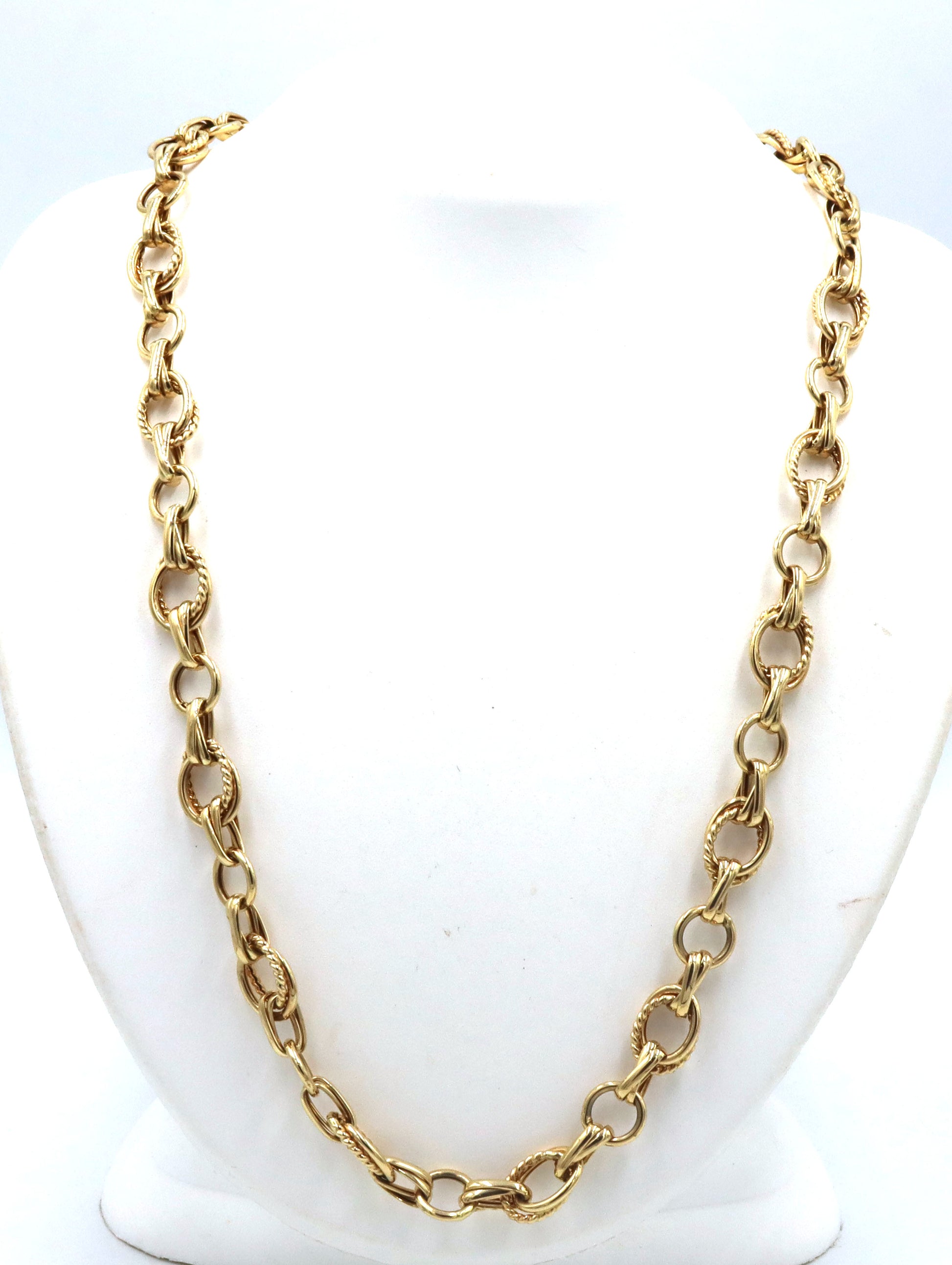14kt Yellow gold double oval link chain necklace