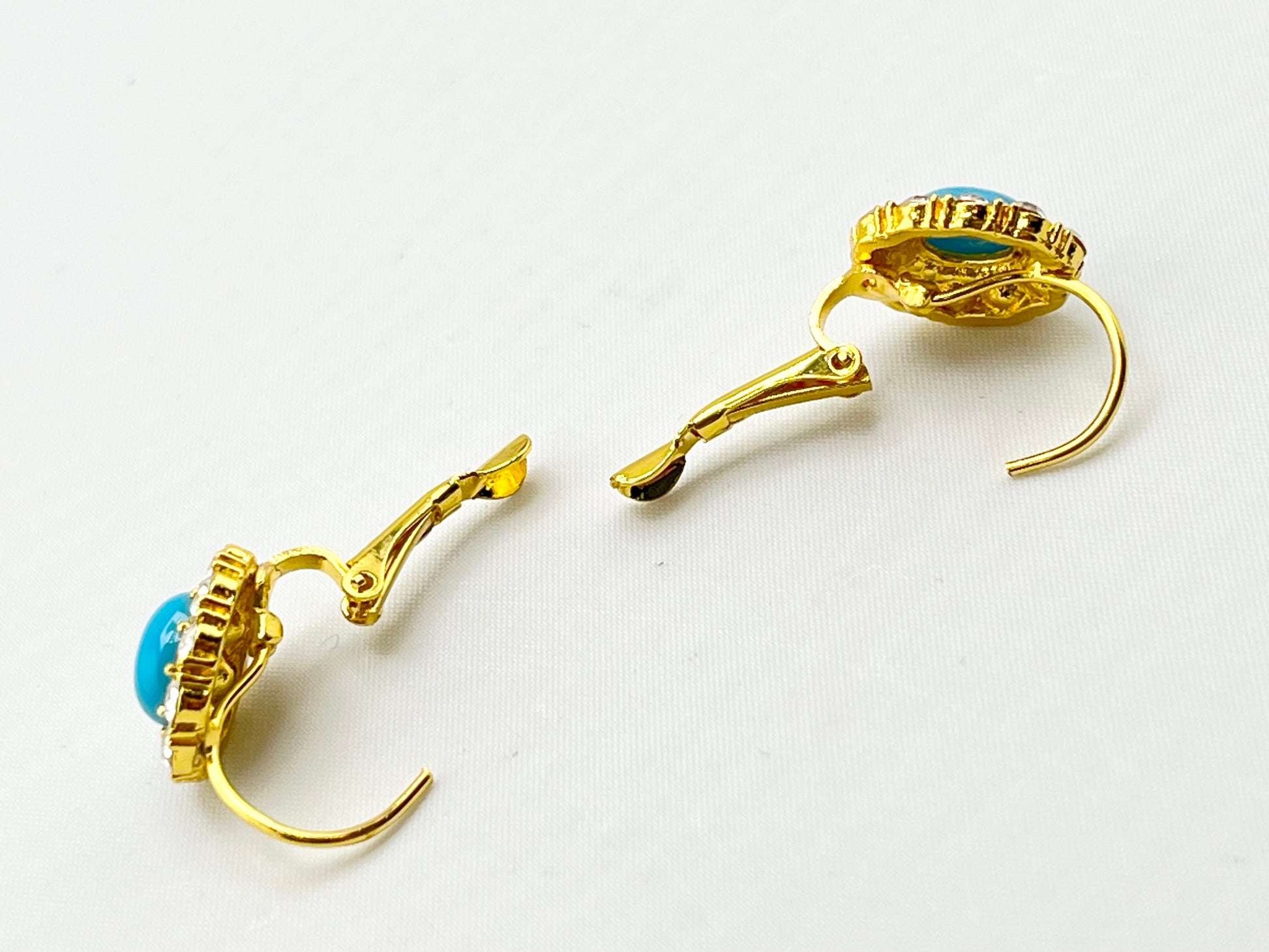 925 Gold Tone Sterling Silver Turquoise Color Stone With Halo Rhinestones Earriungs