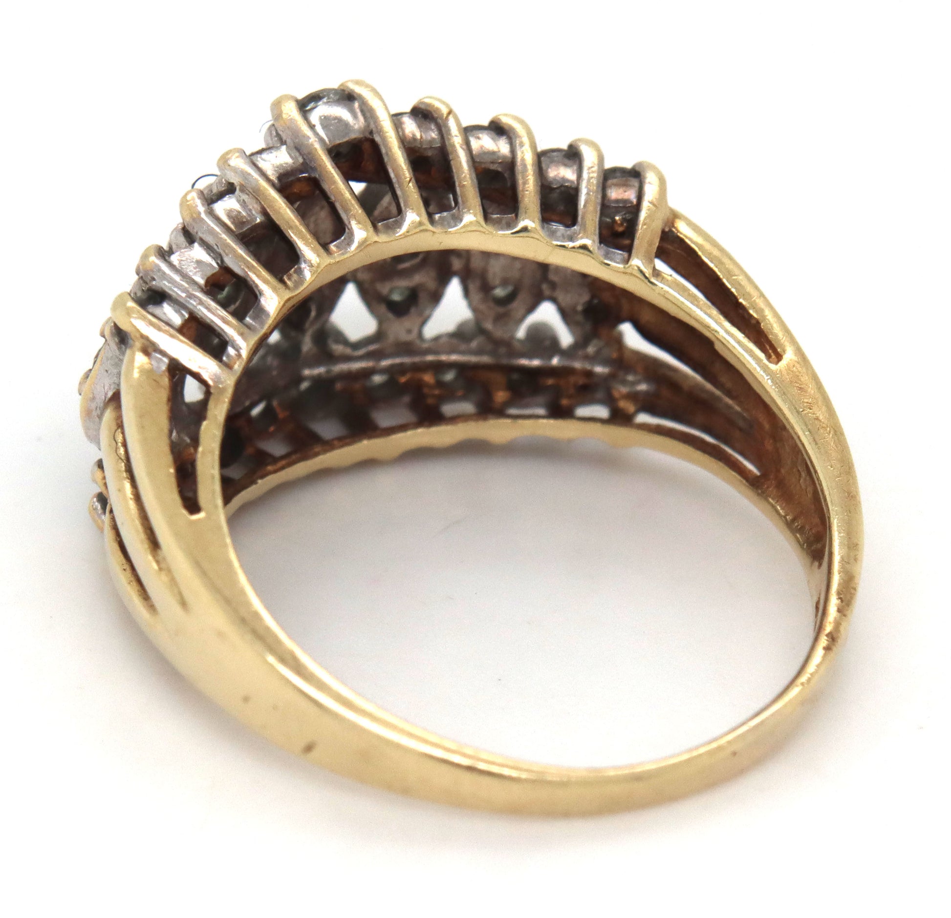 10kt Yellow gold diamond cluster ring