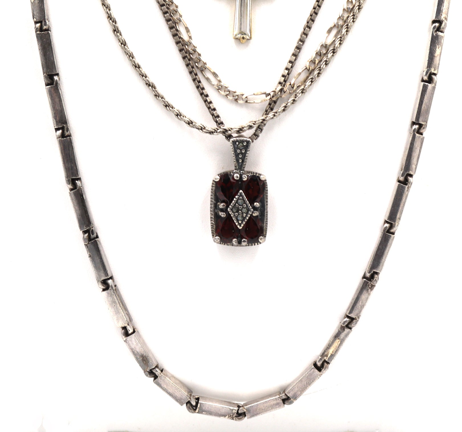 Group of 6 vintage 925 sterling silver necklaces