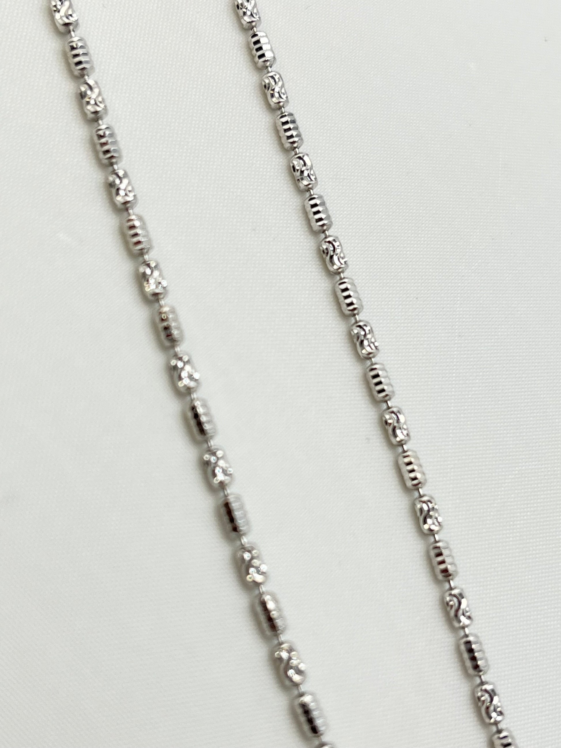 925 Sterling Silver Shimmering Ice Barrel Chain Necklace