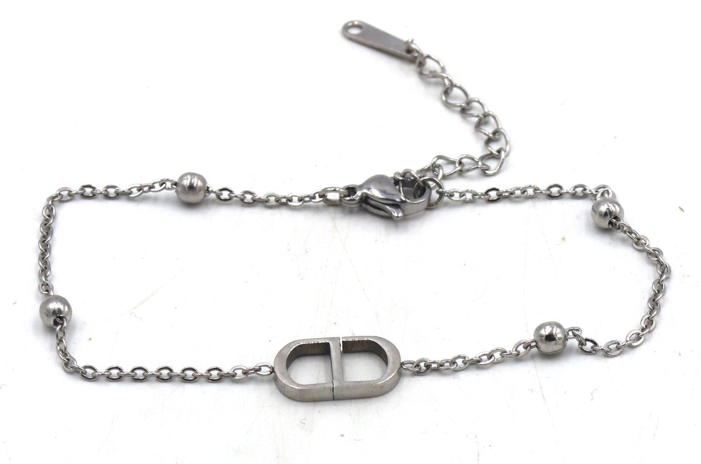 Stainless steel adjustable bracelet