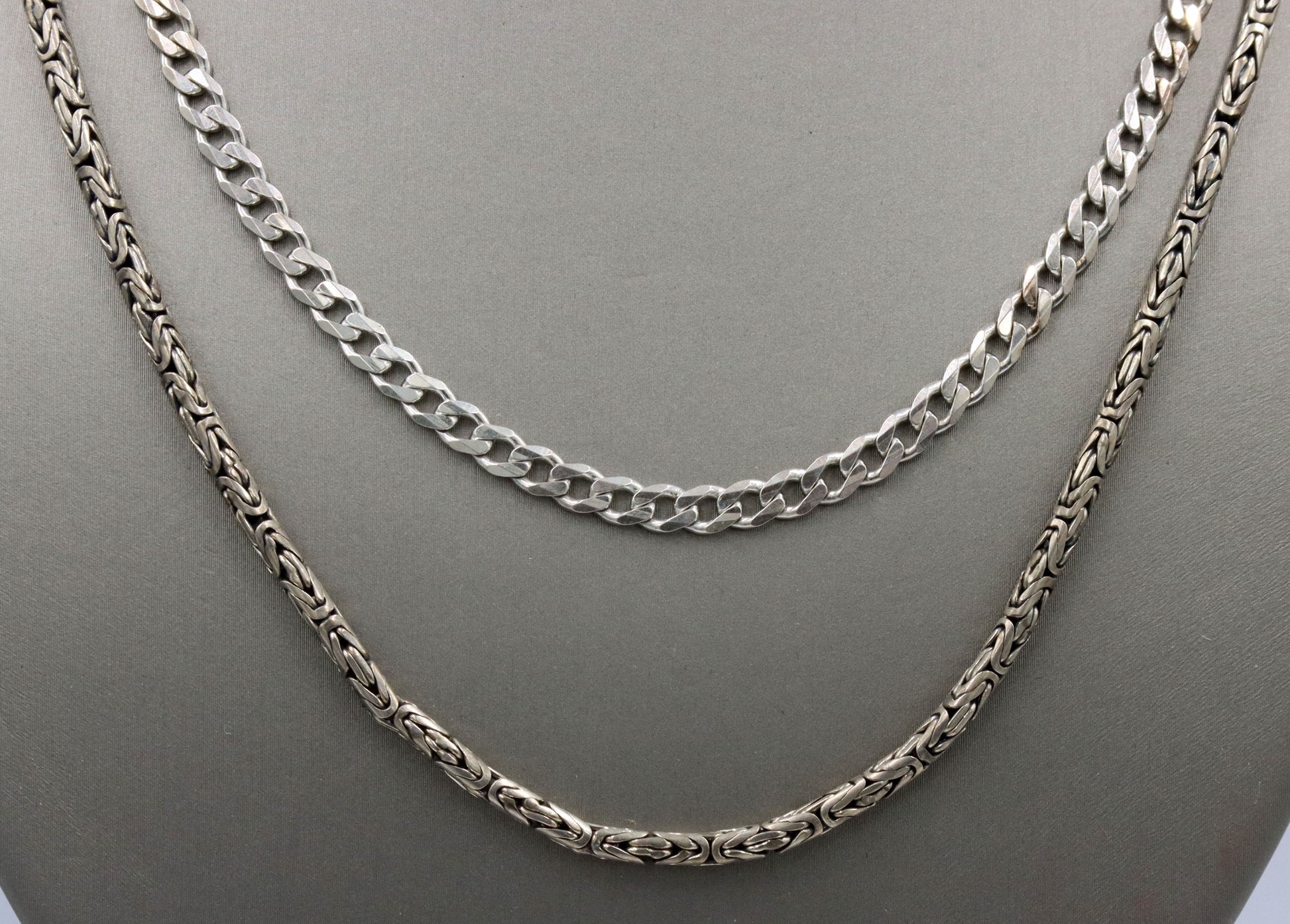 Group lot of 2 Vintage 925 sterling silver necklaces