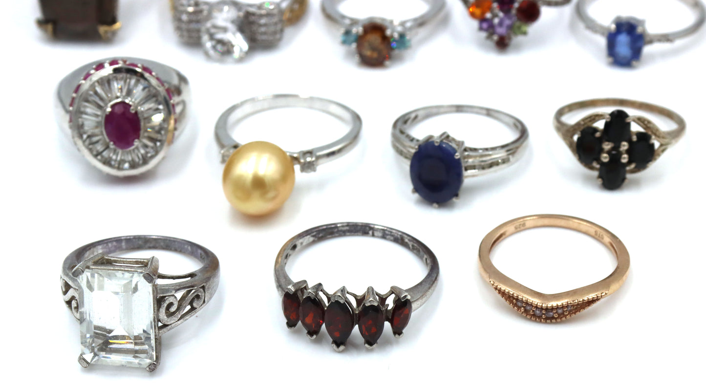 Big group lot of Vintage 925 sterling silver rings