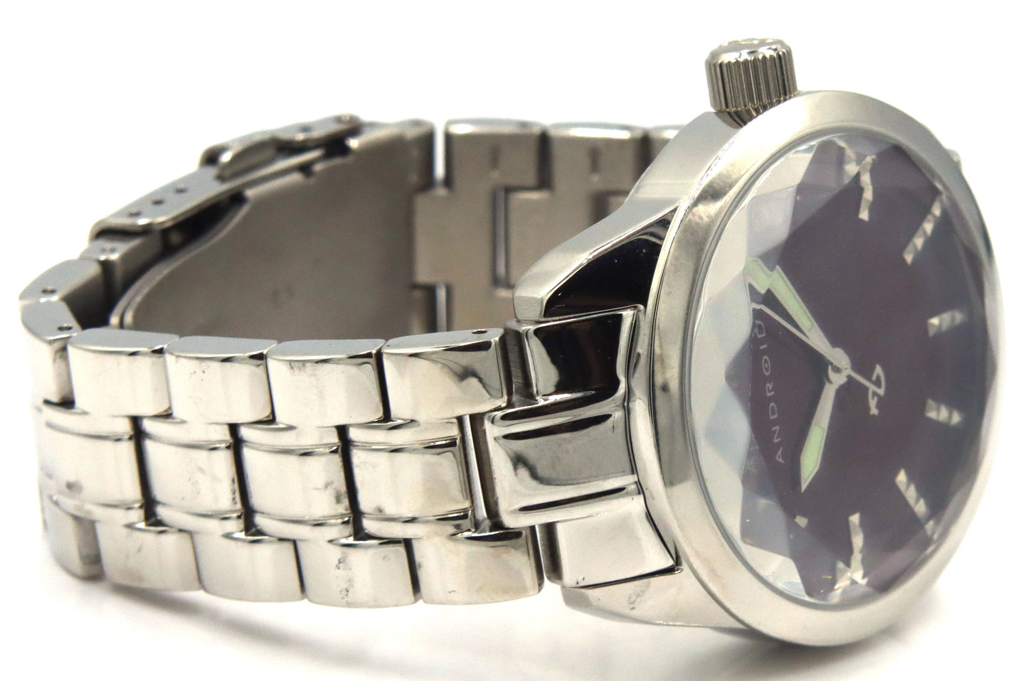 Android watch features a bold burgundy dial