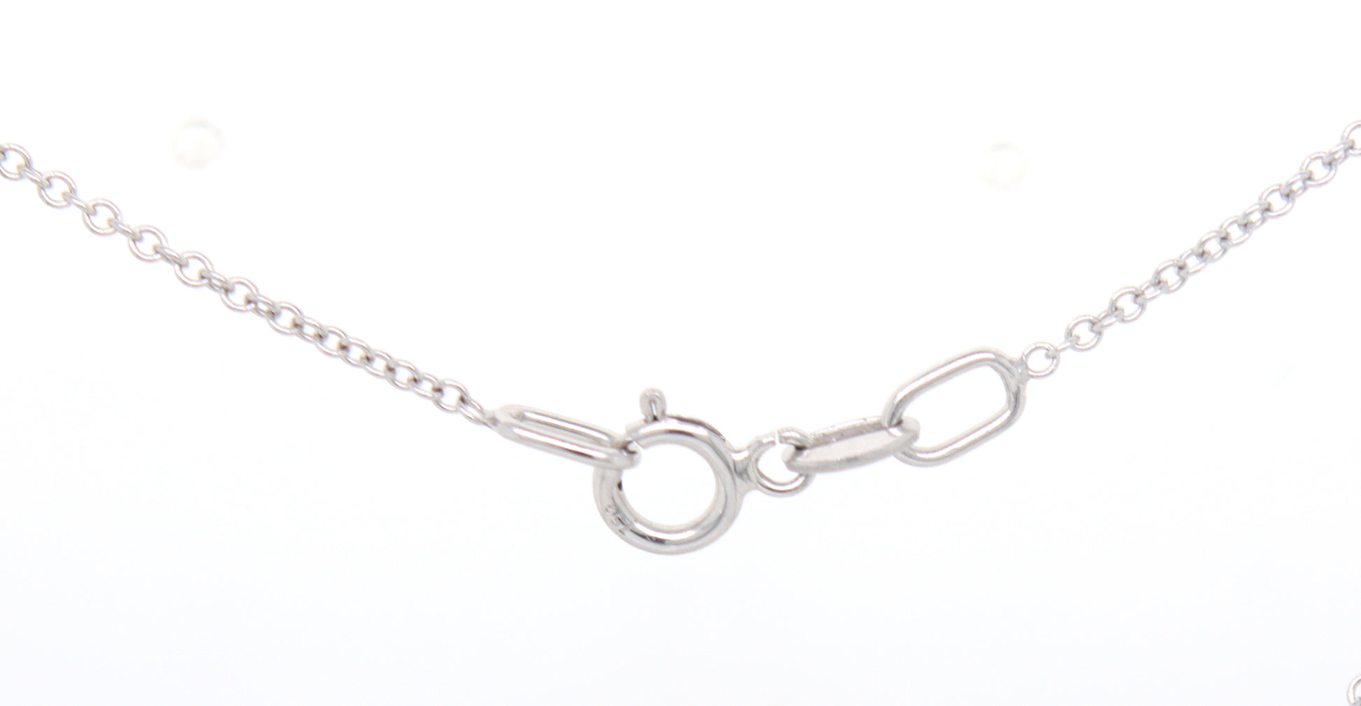 18kt White gold diamond heart clover charm pendant on chain