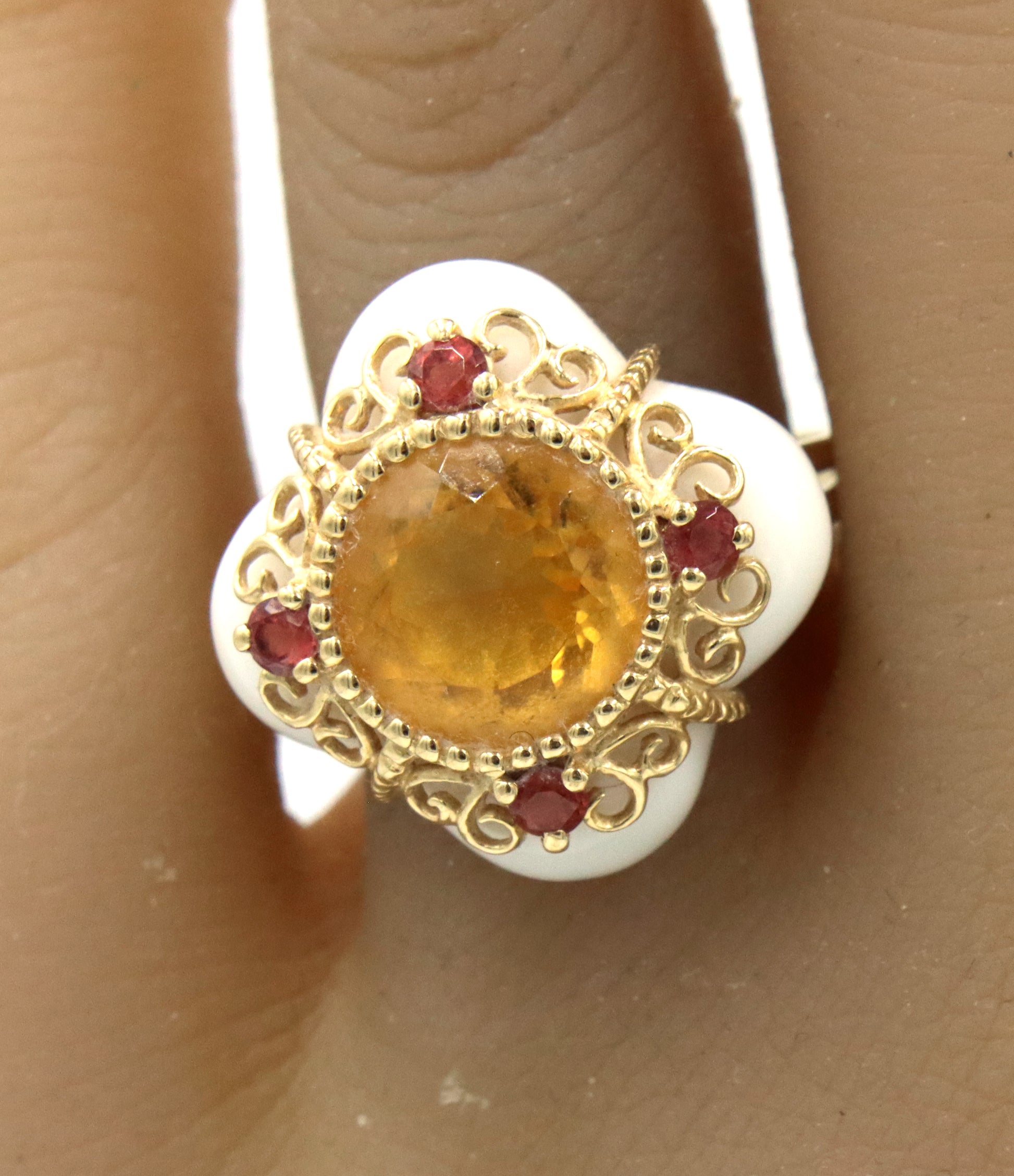 14kt Yellow gold Citrine and white agate cocktail ring