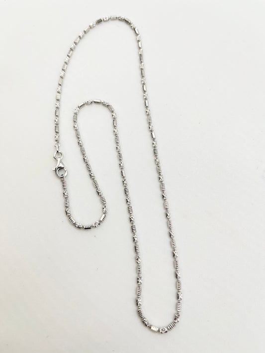 925 Sterling Silver Diamond Cut Barrel Link Chain Necklace