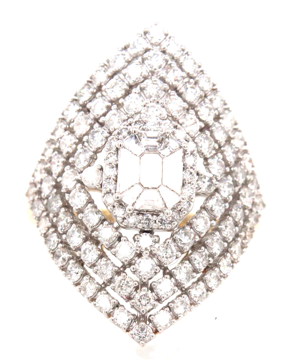 10kt Yellow gold 2.42ctw diamond cluster ring