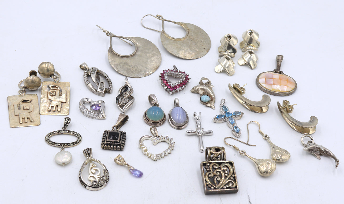 Group lot of vintage 925 sterling silver jewelry