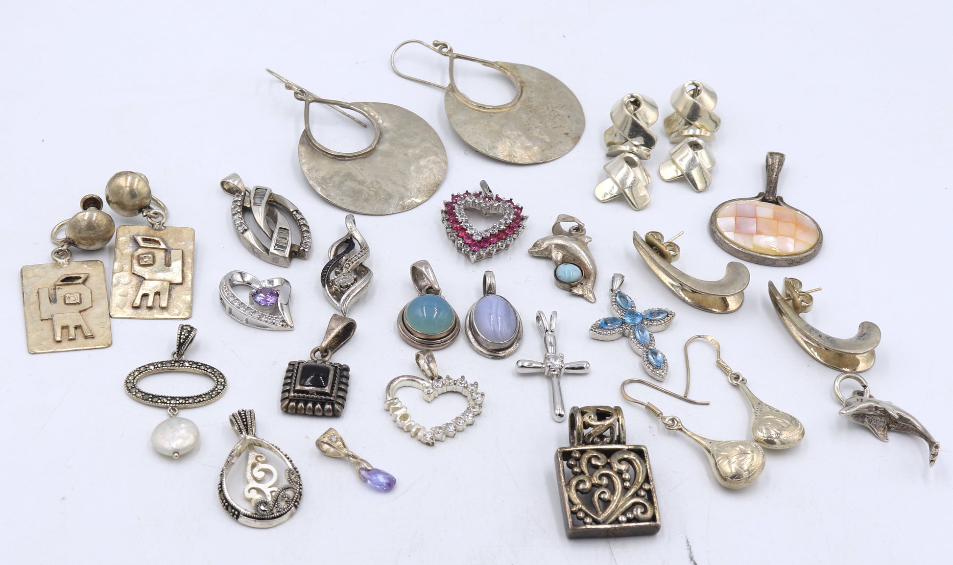 Group lot of vintage 925 sterling silver jewelry