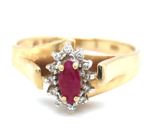 10kt Yellow gold ruby and diamond ring
