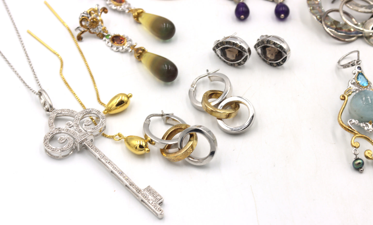 Group lot of Vintage 925 sterling silver miscellaneous jewelry