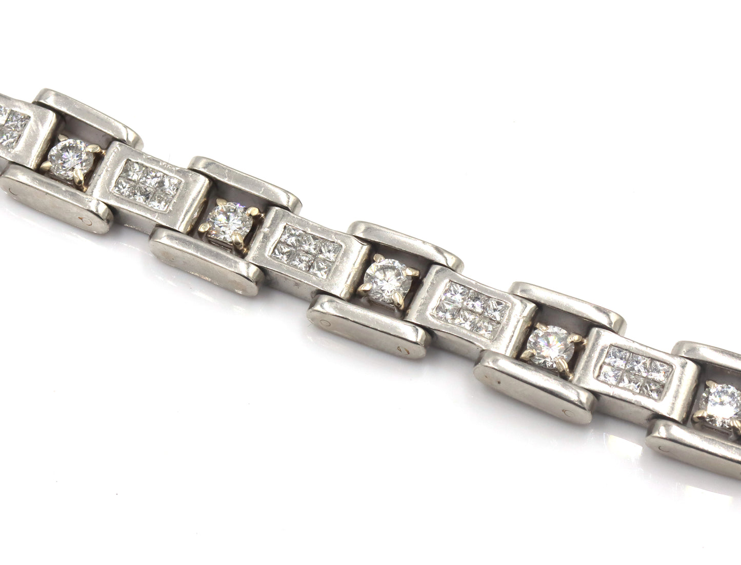 Platinum 6.75ctw RBC and princess cut diamond bracelet
