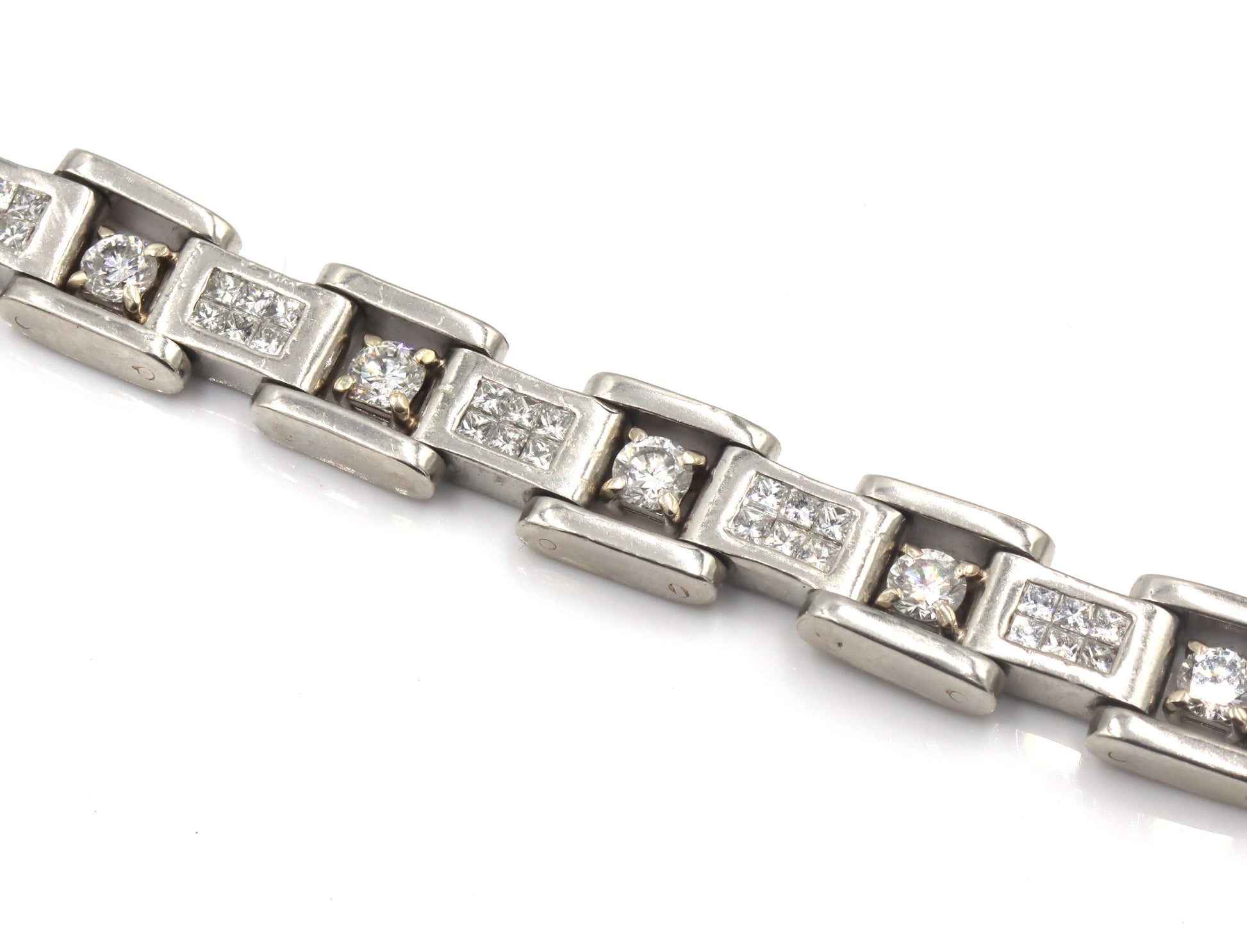 Platinum 6.75ctw RBC and princess cut diamond bracelet