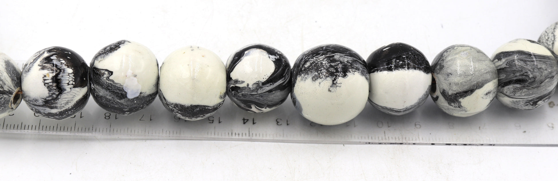 Set of black and white wooden necklace, Bracelet and earrings