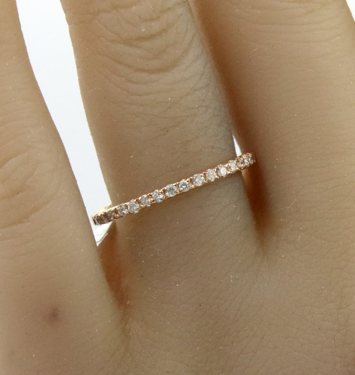 14kt Rose gold 0.37ctw diamond band