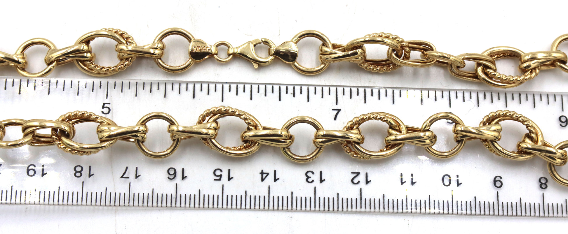 14kt Yellow gold double oval link chain necklace