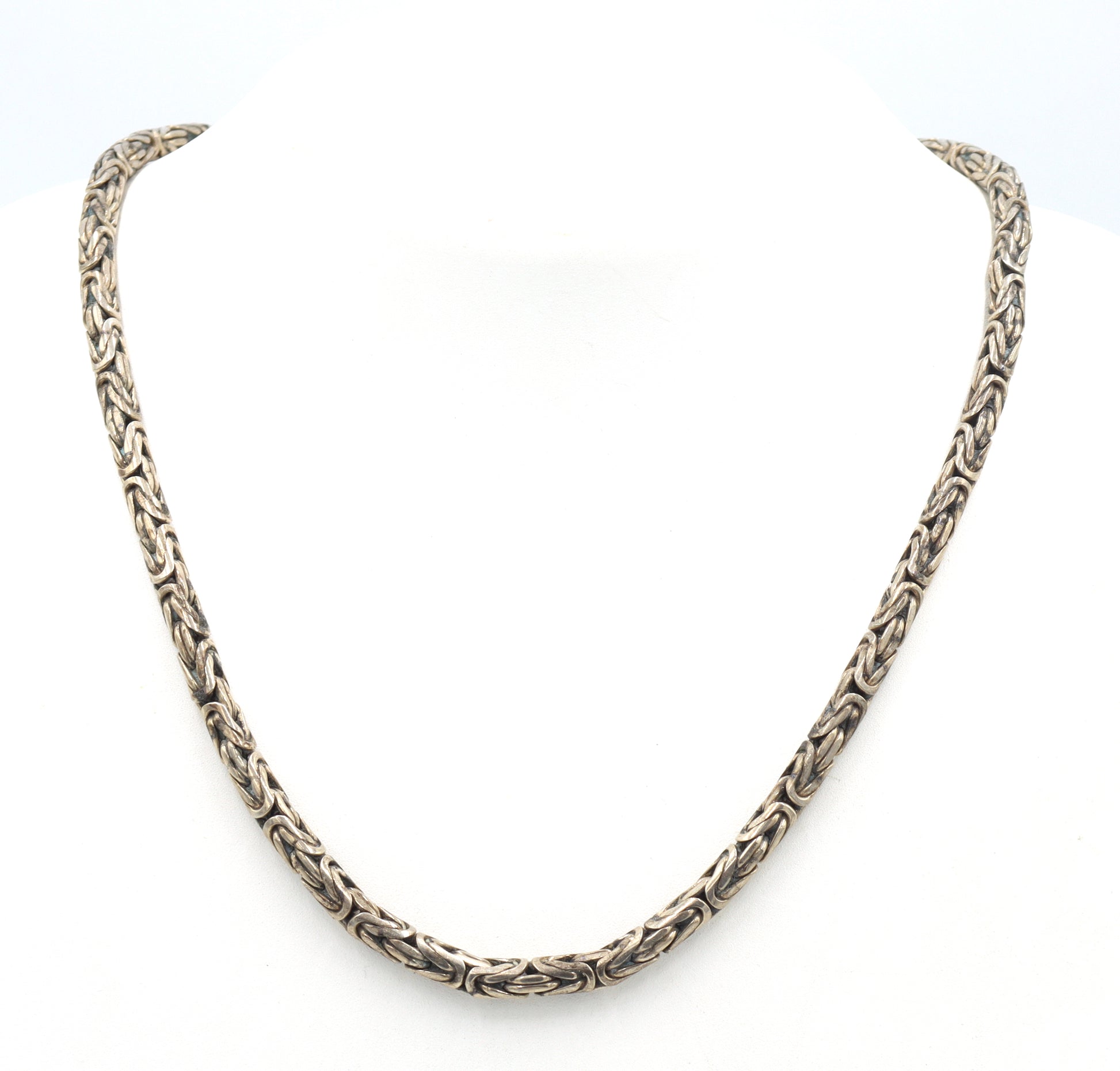 Vintage 925 sterling silver byzantine chain necklace
