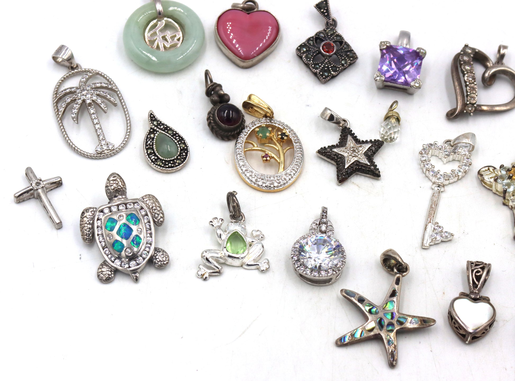 Group lot of Vintage 925 sterling silver charms pendants