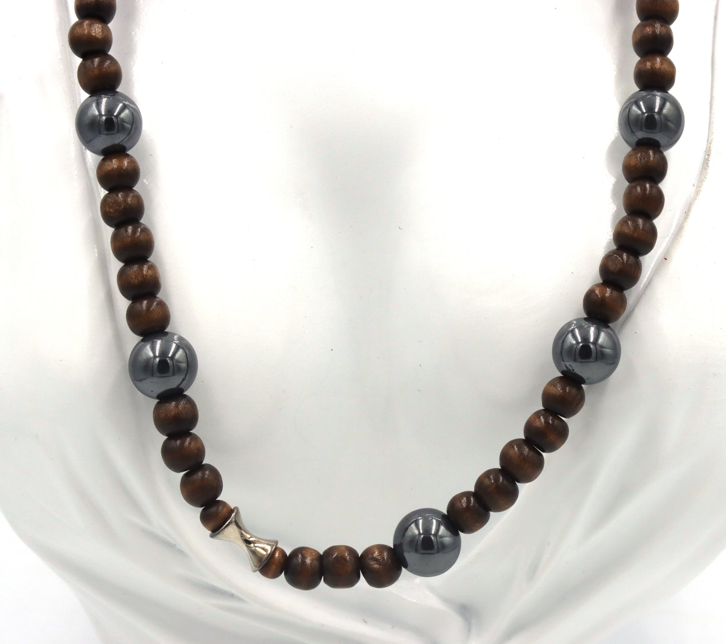 Wooden beads necklace with silver clasp