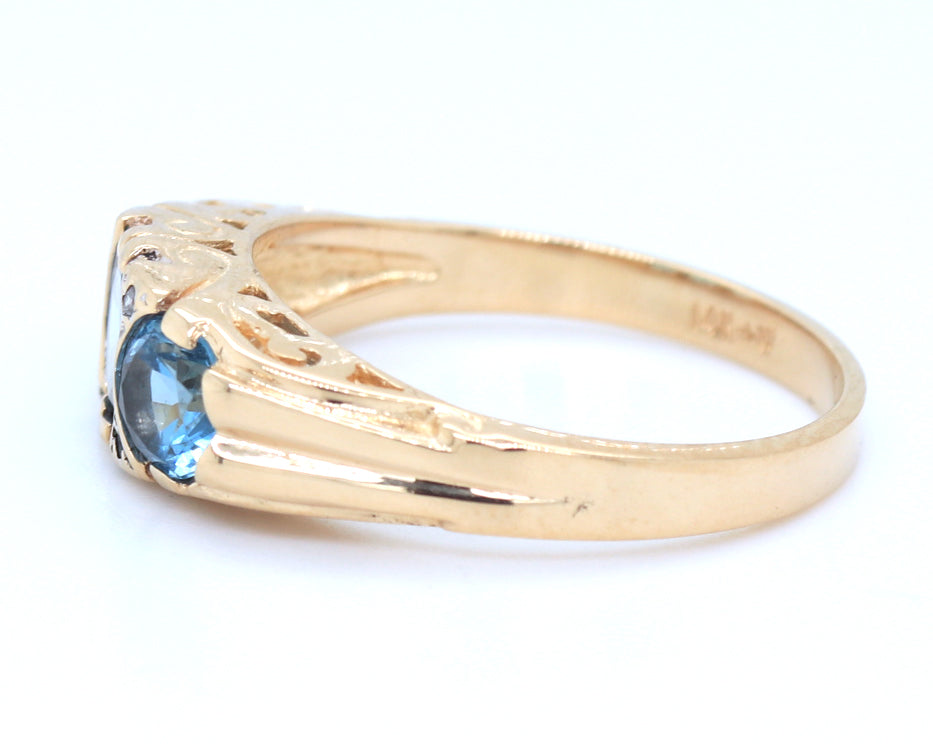 Vintage 14kt yellow gold 3 stone blue topaz and diamond accent ring