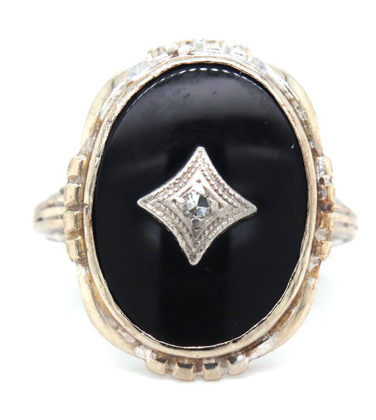 10kt White gold oval black onyx ring