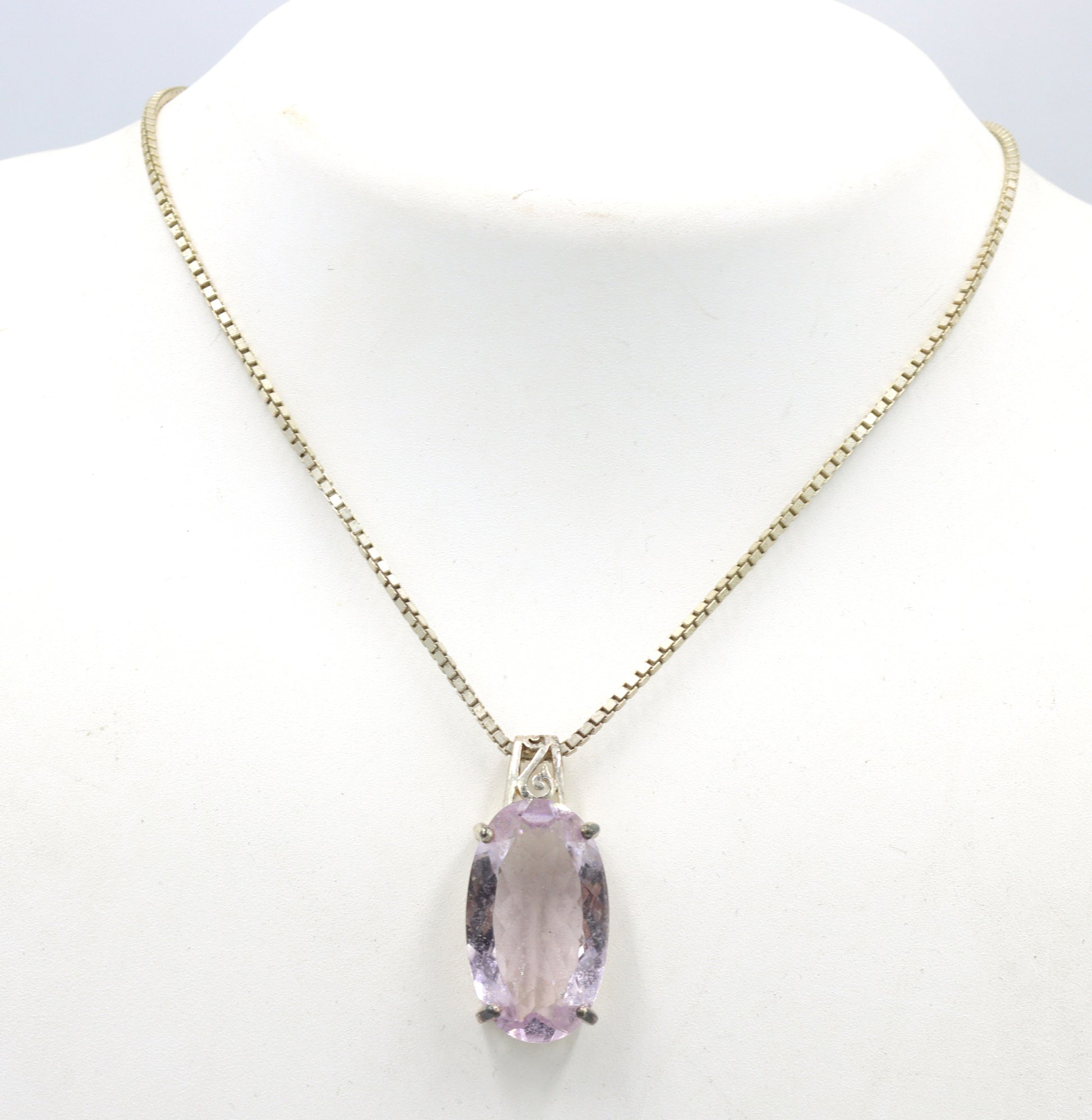 Vintage 925 sterling silver crystal pendant on Italian box chain