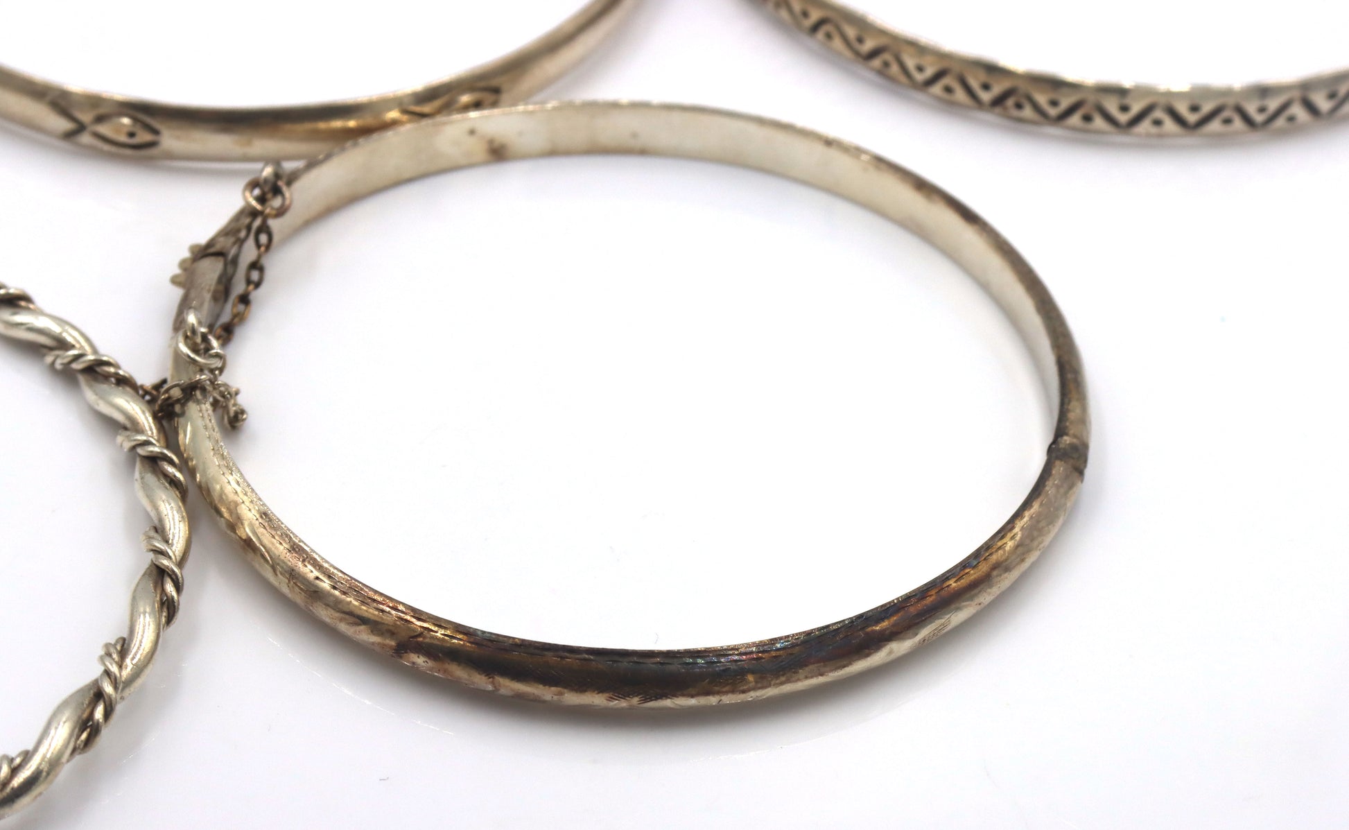 Group lot of 7 Vintage 925 sterling silver bangles