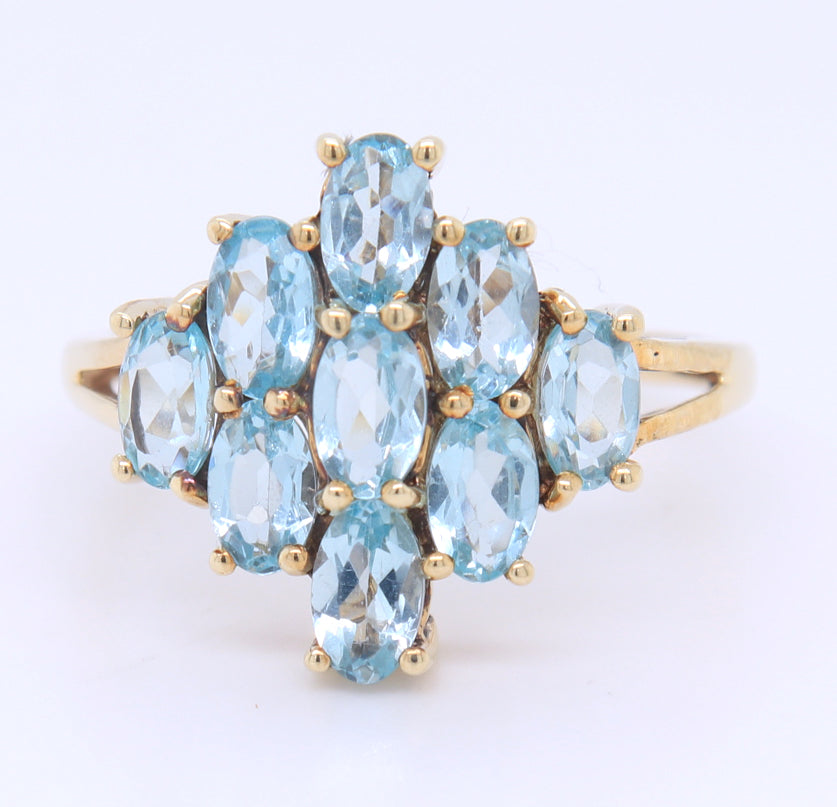 10KT Yellow Gold Blue Topaz Ring