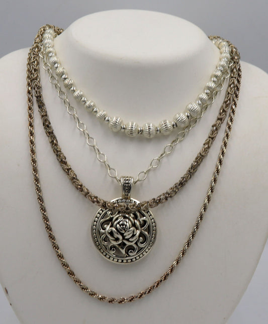 Group lot of 4 Vintage 925 sterling silver necklaces