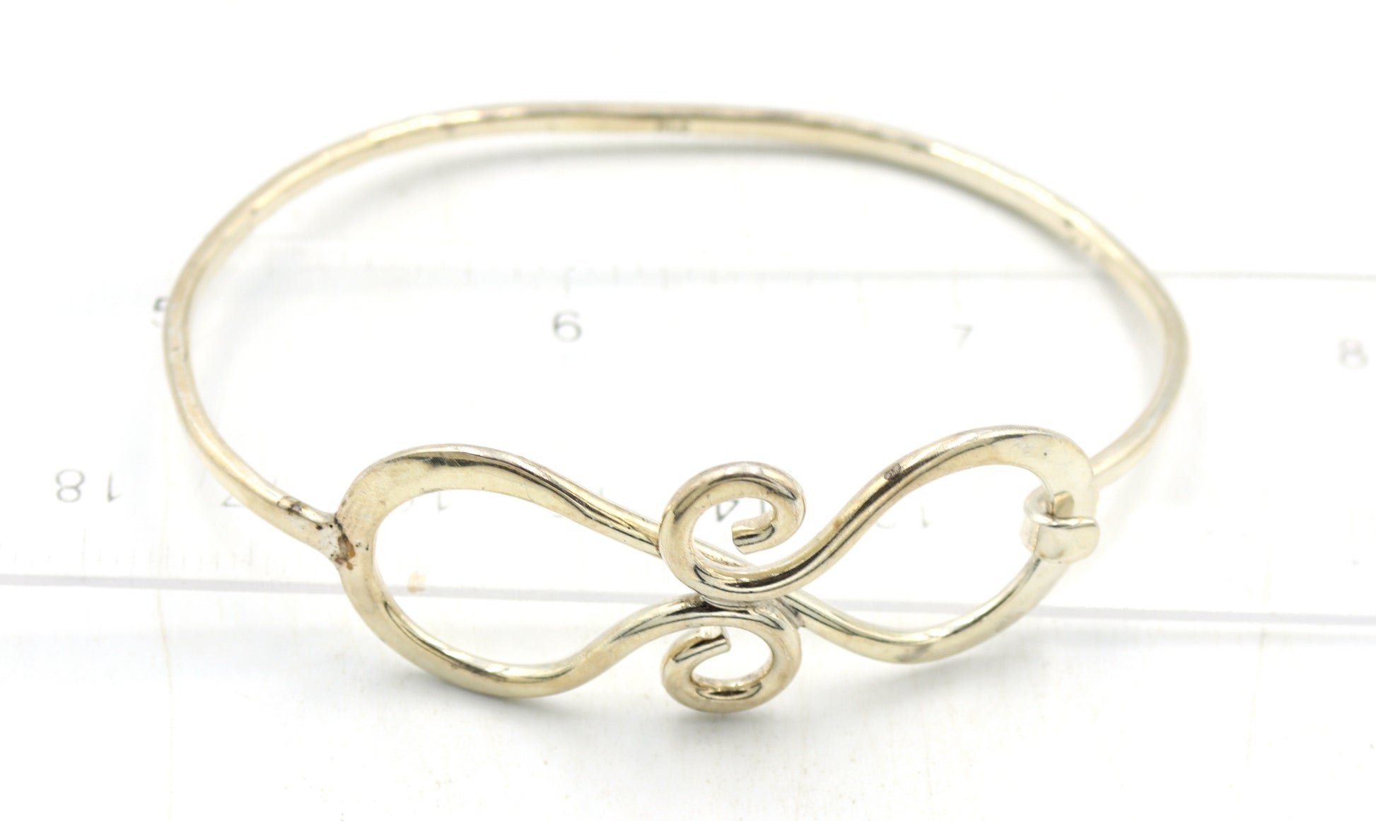 Group lot of Vintage 925 sterling silver bangles