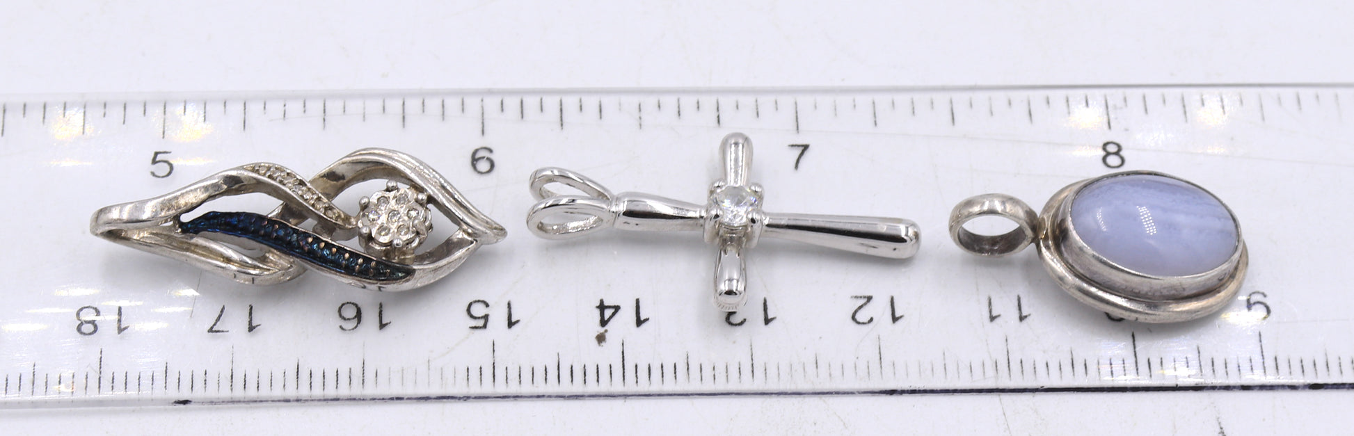 Group lot of vintage 925 sterling silver jewelry
