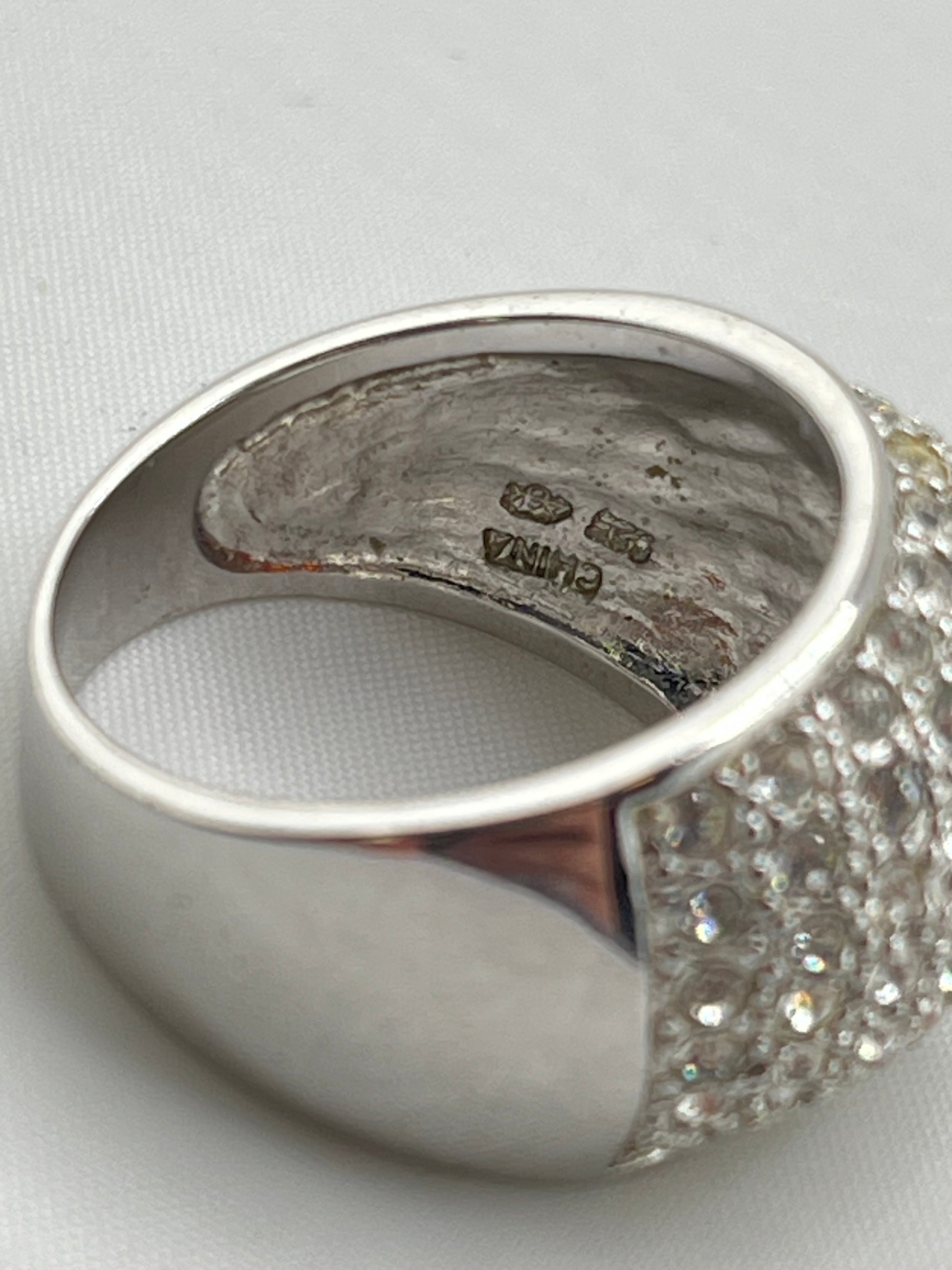 925 Sterling Silver Heart Shape Mandarin Garnet Surrounding With Full CZ Ring.
