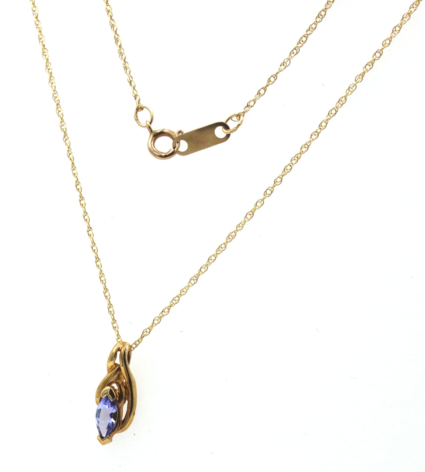 10kt Yellow gold Tanzanite pendant on chain necklace with matching earrings