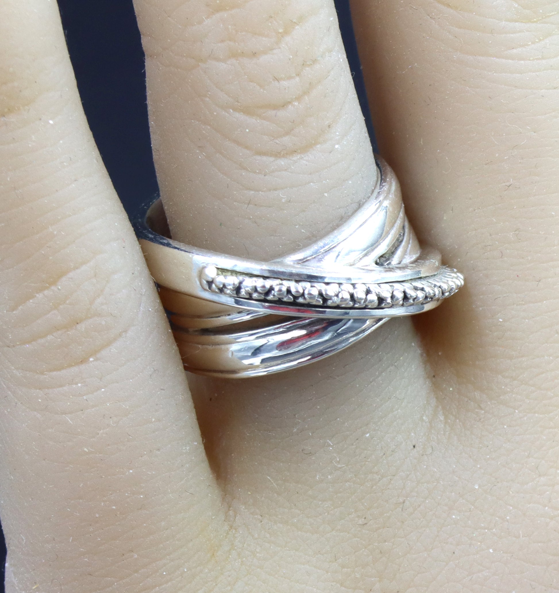 Michael Dawkins bead cross over ring in 925 sterling silver