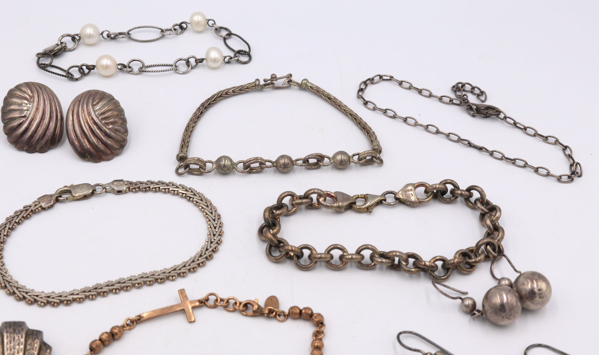 Group lot of Vintage 925 sterling silver miscellaneous jewellery