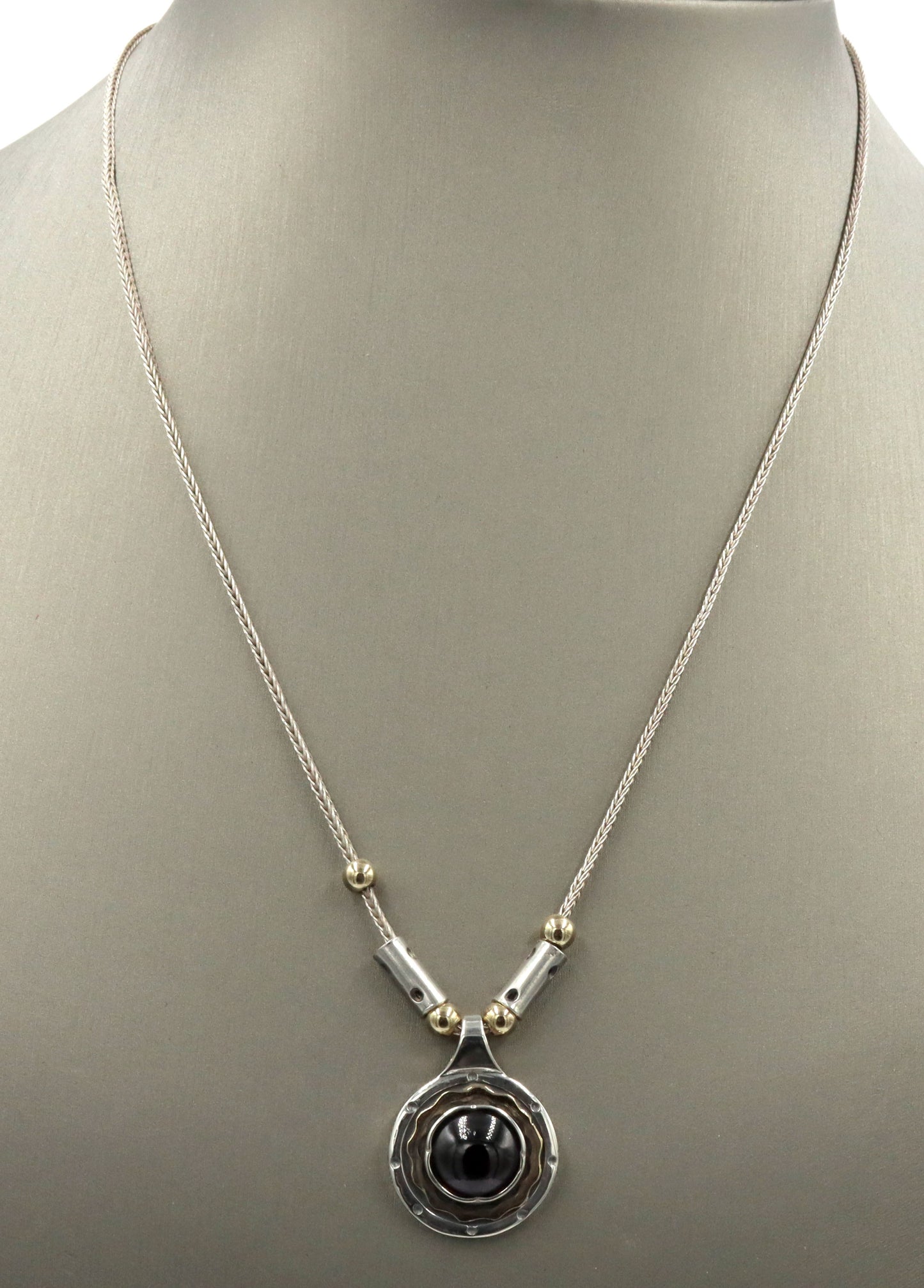 925 Sterling silver Garnet Cab 2 tone pendant on chain