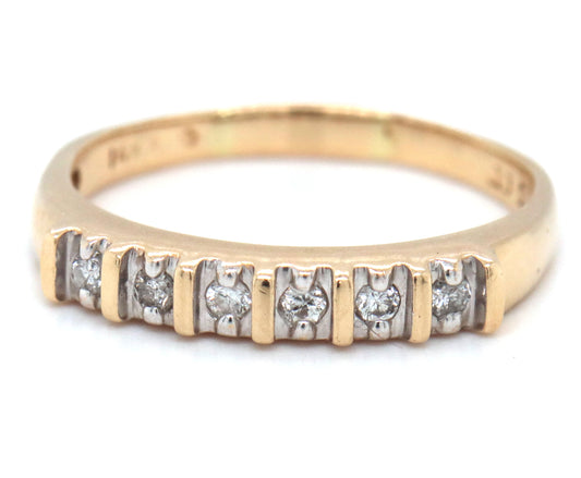 14kt Yellow gold diamond band