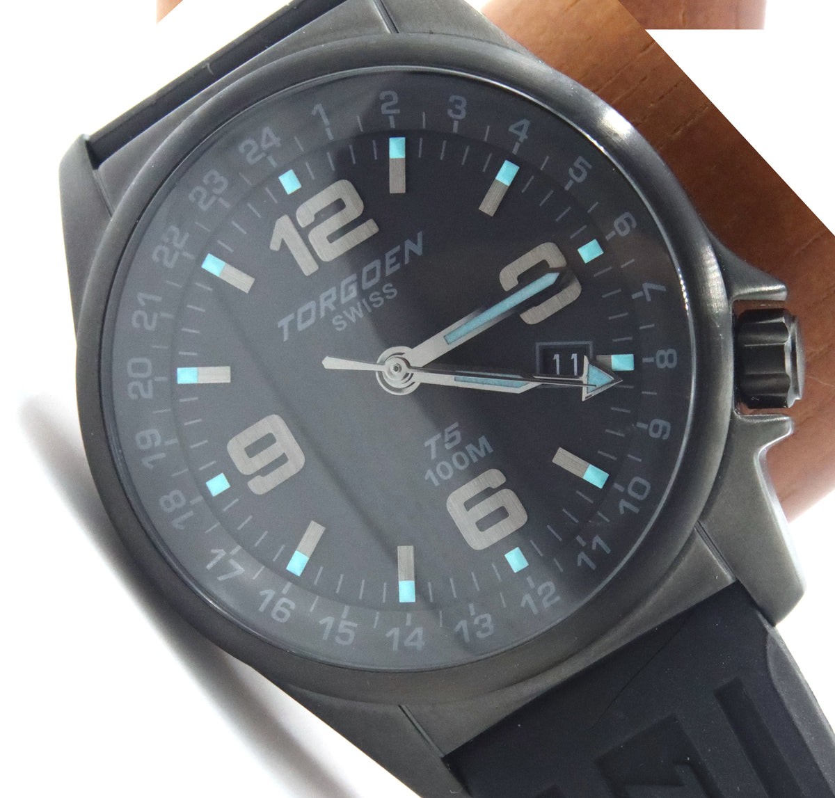 Torgoen T5 pilot black dial watch