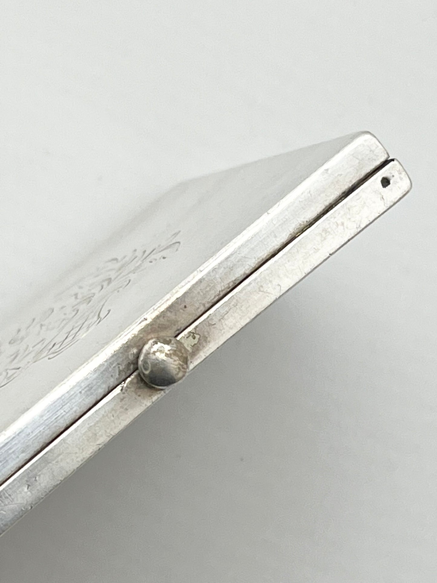 Sterling Silver Engraved Wadsworth Vanity Case Powder Compacts