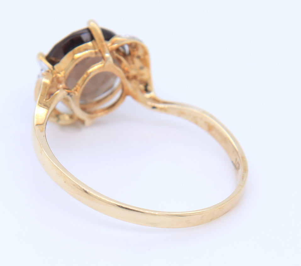 10KT Yellow Gold Smokey Quartz Cocktail Ring